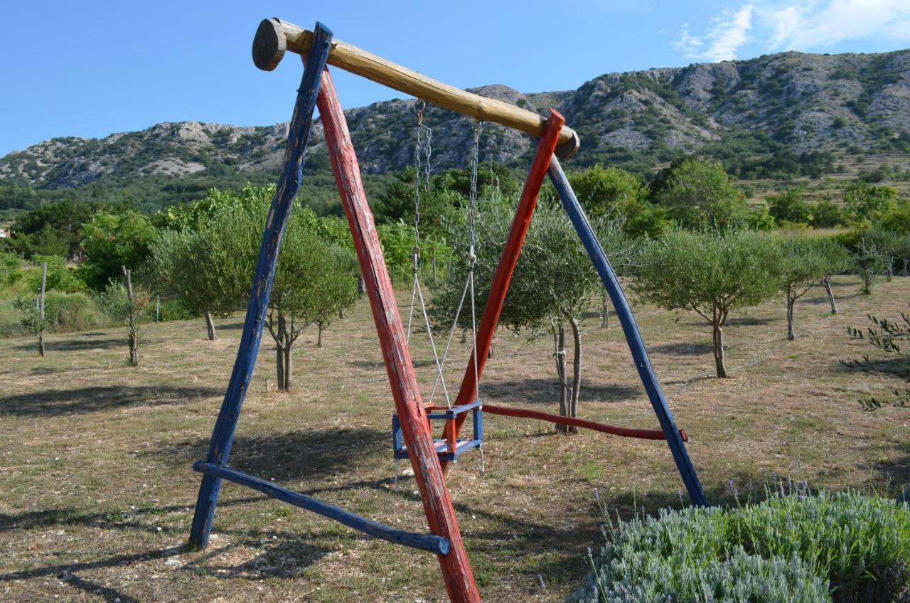 Holiday Home Garina Draga Bašćanska Eksteriør billede