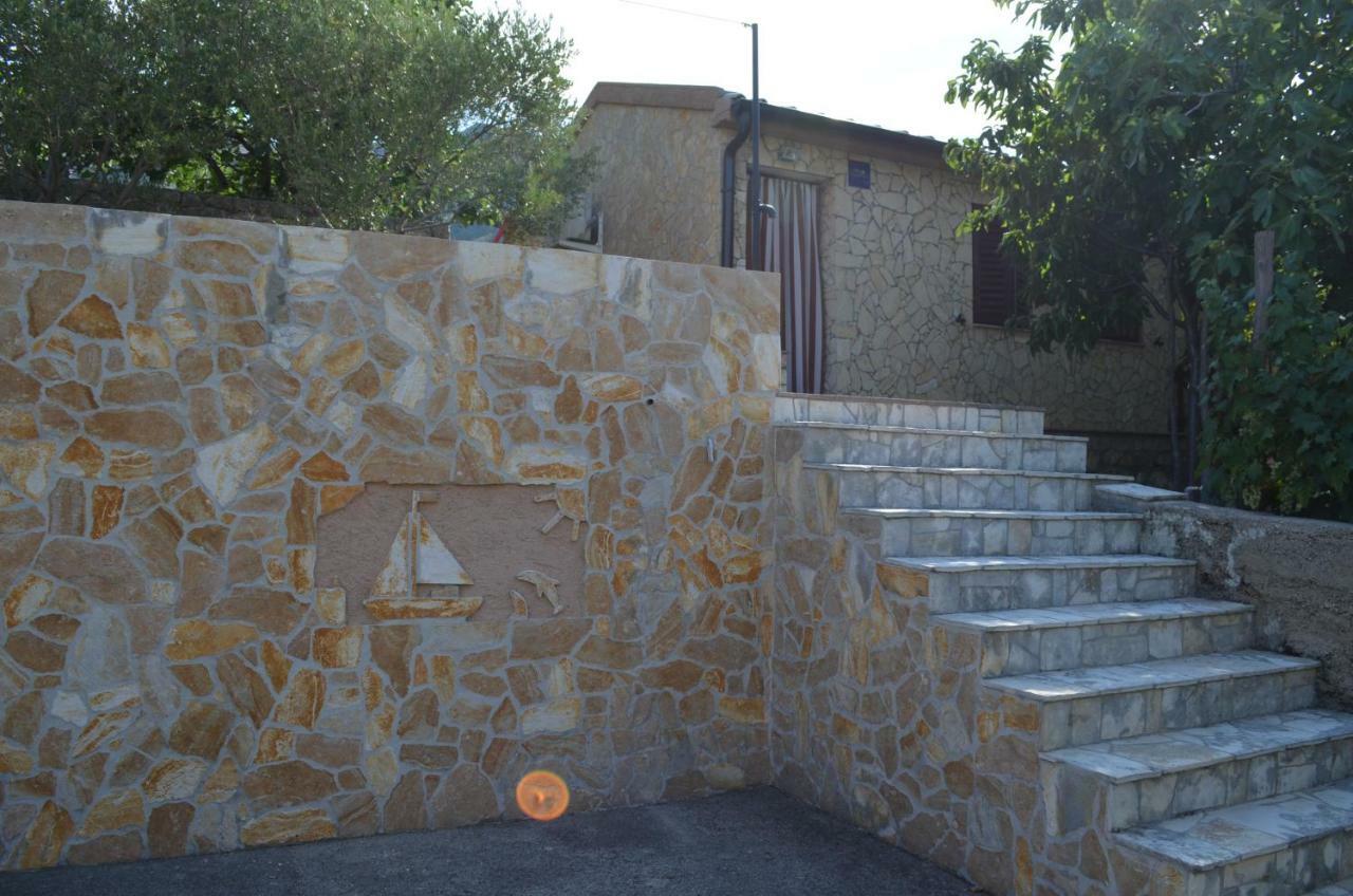 Holiday Home Garina Draga Bašćanska Eksteriør billede